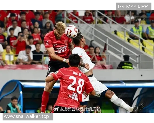 中超焦点战:上海海港对阵广州恒大的精彩回顾